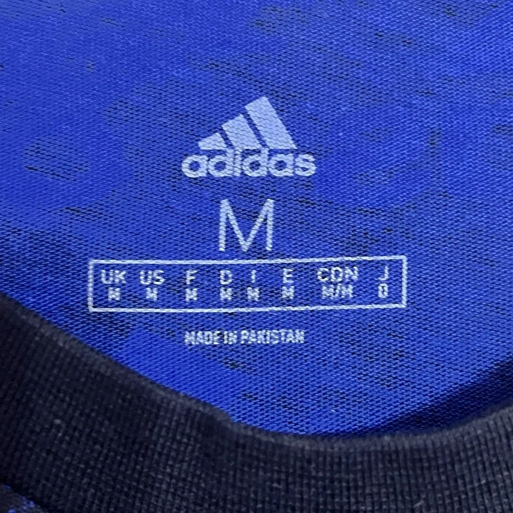 Adidas Essentials Brand love Tee T-shirt Blue & Black‎ Size Medium